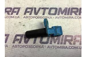 Датчик положения коленчатого вала Ford Focus 2 1.4 2005-2010 1110834