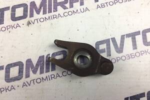 Кронштейн форсунки Ford Focus 2 1.8 TDCI 2005-2010 1501913