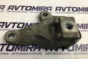 Кронштейн КПП Ford Focus 2 2.0 TDCI 2005-2010 3M517M125CE