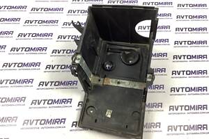 Подставка аккумулятора Ford Focus 2 2005-2008 3M5110723AP