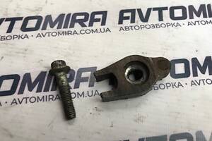 Кронштейн форсунки топливной Ford Focus 2 2005-2010 1S4Q9L535AC