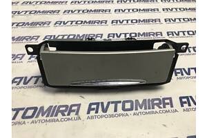 Пепельница Ford Focus 2 2005-2010 7S71A04788AD