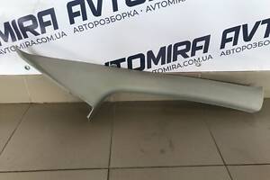 Накладка стійки передньої правої Ford Focus 2 2008- 4M51A03198