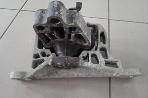 Опора подушка двигуна Ford Focus 3 1.0 EcoBoost 1766314