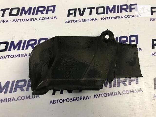 Направляючий повітряний кожух Ford Focus 3 2011-2017 1735329