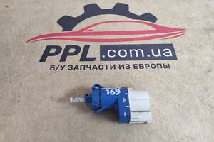 Ford Focus Mk2 2004-2011 жабка датчик стоп сигналу 3m5t9c872ab