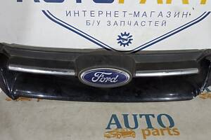 Ford Focus MK3 11-14 Значок емблема логотип накладка решітки радіатора