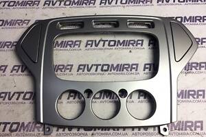 Накладка магнитолы Ford Mondeo 4 2007-2014 7S7118522CDW