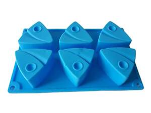 Форма силіконова на планшеті Трикутники 6шт VT6-20045 19394 ТМ VITOL