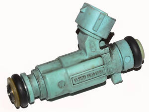 3531023800 Форсунка бензин электрическая Hyundai i-30 07-12 (3531023800)