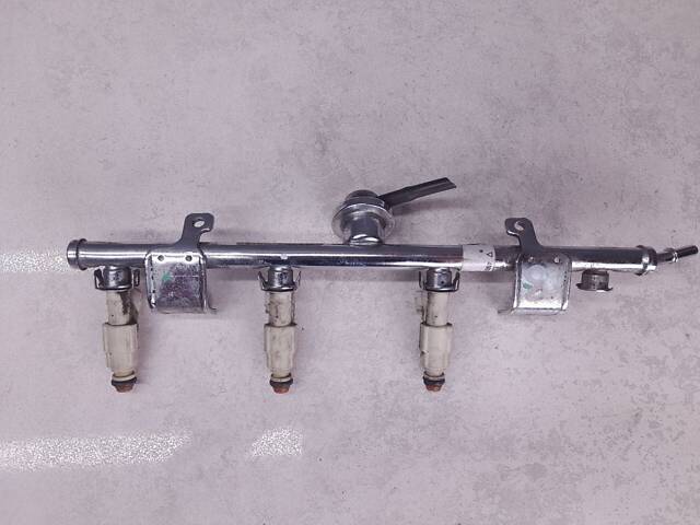 Форсунки бензиновые для Mazda 5 2.0 2005-2010 - Фото 1