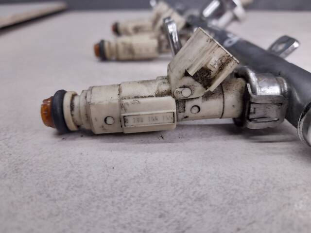 Форсунки бензиновые для Mazda 5 2.0 2005-2010 - Фото 2