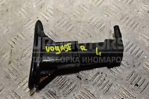 Форсунка омывателя фары левая Chrysler Voyager 2000-2008 337888