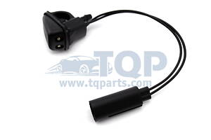 Форсунка склоомивача LR048615 на Land Rover Discovery 2004-2009