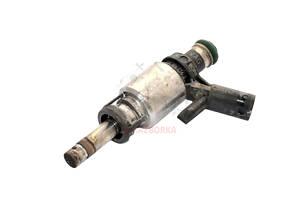 Форсунка топливная AUDI A3 06L906036J 06L906036C