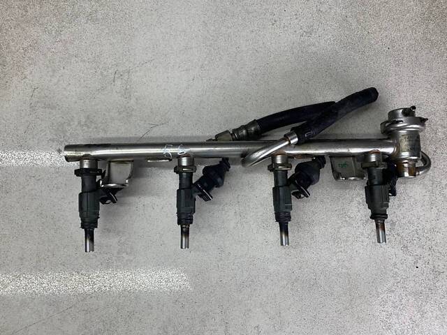 Форсунки бензиновые для Audi A4 B5 1.8 T 1996-2001 - Фото 1