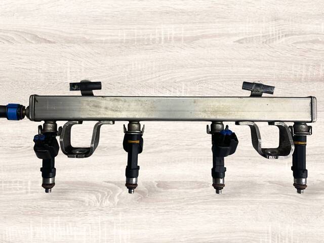 Форсунки бензиновые для Mazda 3 2.0 2003-2009 - Фото 2