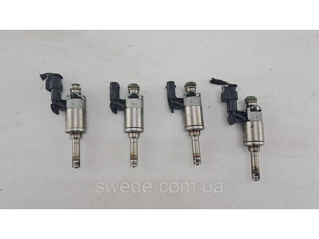 Форсунки Skoda Octavia 1.4 TSI 2013-2020 04E906036E - Фото 1