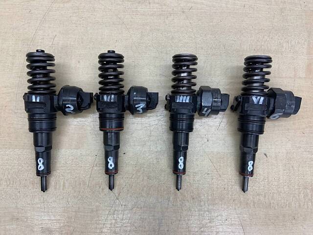 Насос форсунки для Audi A4 B5 1.9 TDI 00-01 - Фото 1