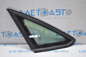 Форточка глухое стекло задняя левая Ford Focus mk3 11-18 4d с молдингом мат
