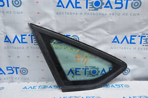 Форточка глухое стекло задняя левая Ford Focus mk3 11-18 5d с молдингом мат