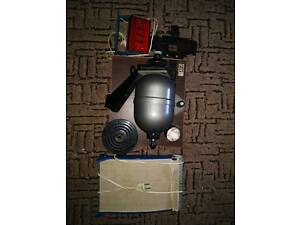 Фотоувеличитель Искра И50У-3.5/50, бачок для проявки, глянцеватель, фонарь