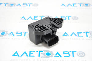 Fuel pump control реле паливного насоса заднє праве Ford Fusion mk5 13-20