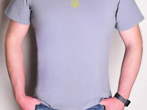 Футболка 46-56р з вишитым жовтим Тризубом сіра 52