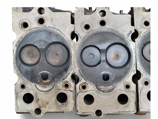 ГБЦ головка блока Chrysler Voyager 2.5 TD 1990-1995 - Фото 12