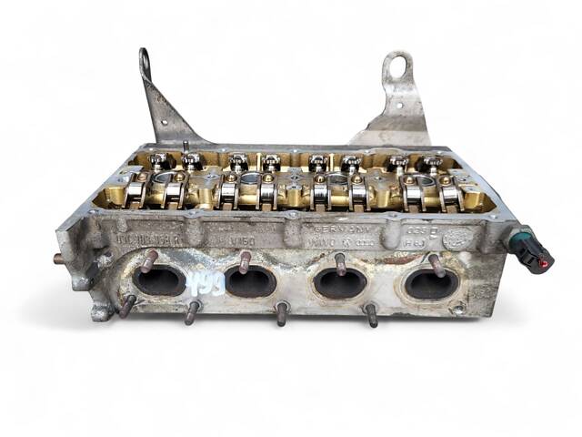 ГБЦ головка блока Audi A3 8P1 1.6 FSI - Фото 1