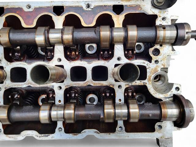 ГБЦ головка блока для Citroen C5 EW10 2.0 HPI - Фото 9