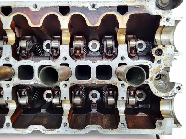 ГБЦ головка блока для Citroen C5 EW10 2.0 HPI - Фото 11