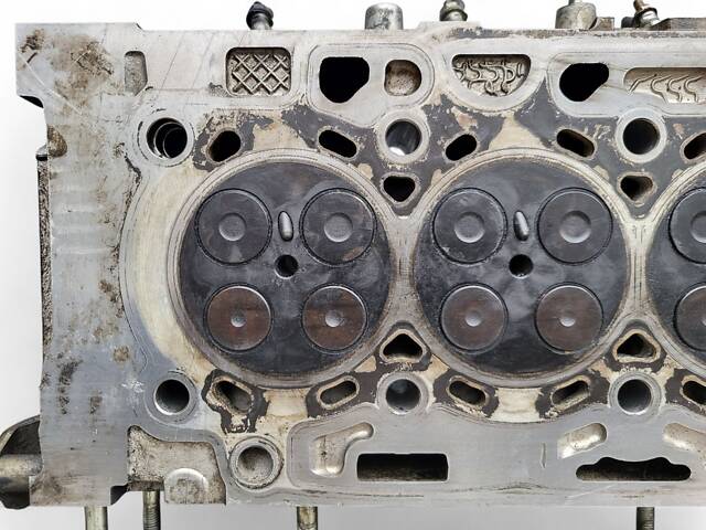 ГБЦ головка блока для Peugeot 307 1.6 HDi - Фото 7