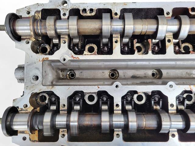 ГБЦ головка блока для Renault Laguna 2 2.0 16V IDE - Фото 8