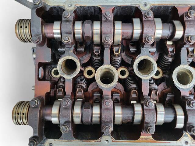 ГБЦ головка блока для Seat Toledo 2 2.3 V5 20V - Фото 6