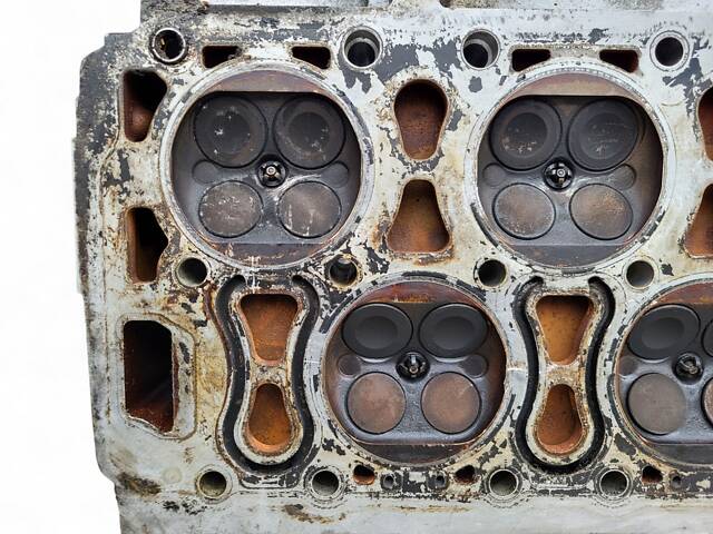 ГБЦ головка блока для Seat Toledo 2 2.3 V5 20V - Фото 8
