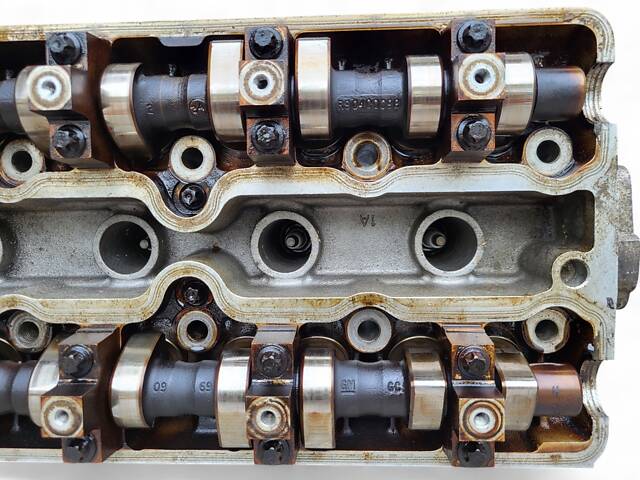 ГБЦ головка блока Opel Astra F 1.4 1.6 16V R90470271 - Фото 7