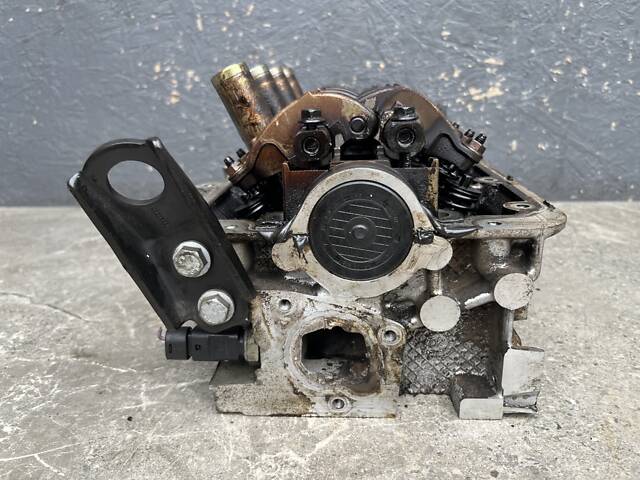 ГБЦ головка блока Renault Clio 2 1.2 16V - Фото 2