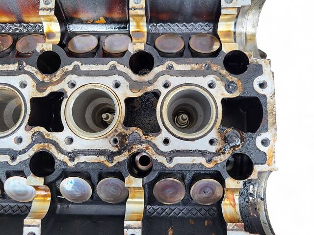 ГБЦ головка блока Volvo S40 2.0 T T4 1997-2003 - Фото 11