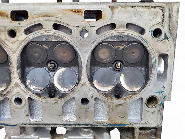 ГБЦ головка блока VW Passat B6 1.6 FSI - Фото 7