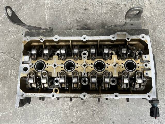 ГБЦ головка блока VW Golf 5 1.6 FSI - Фото 5