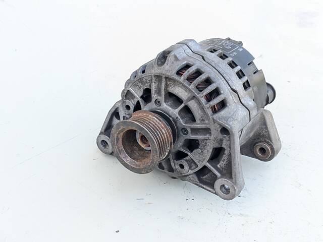 Генератор BMW 3 (E36 E46) 1.6 1.8 (1990-2001) 316 i 318 i Bosch 0123315022 - Фото 1