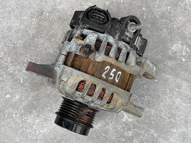 Генератор Kia Ceed 1.4 CVVT 1.6 CT CDI 2012-2018 - Фото 1