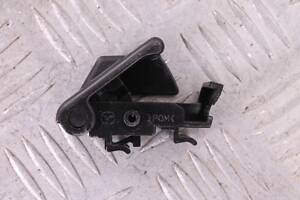 GHP956860A   Кнопка открывания лючка бензобака Mazda Mazda6 2012-