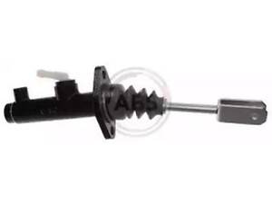 Главный цилиндр сцепления на