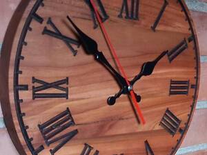 Годинник з натурального дерева 'вишня'