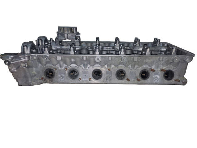 Головка блока в сборе правая 7-12 11120003104 BMW 7 G11-12 15-