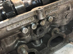 Головка ГБЦ Opel Vectra C 1.8 Z18XE комплектность уточнять 9242094