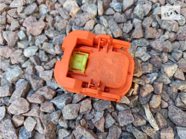 Головний запобіжник батареї, розимикач Kia Soul EV (E4375-86000) 2014-2018 - Фото 1