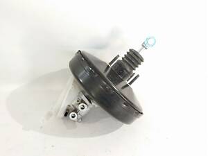 Главный тормозной цилиндр Ford Fiesta 2011-2019 AE8Z2005B Ford Fiesta